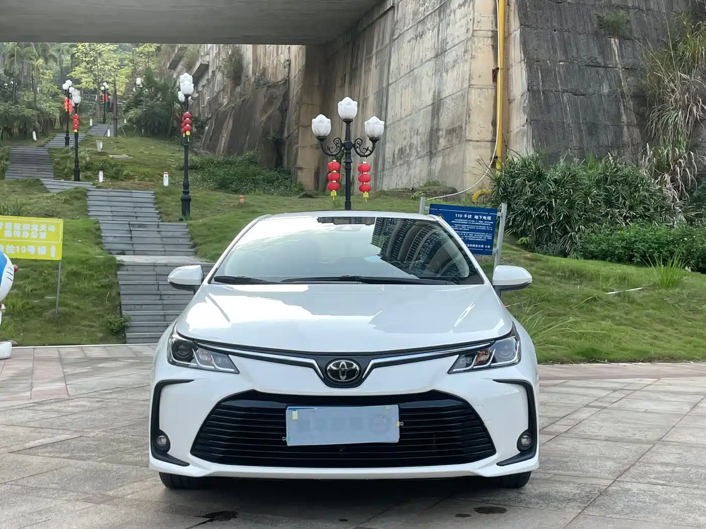 Toyota Corolla 2021 1.2T S-CVT Elite PLUS Edition фото 2