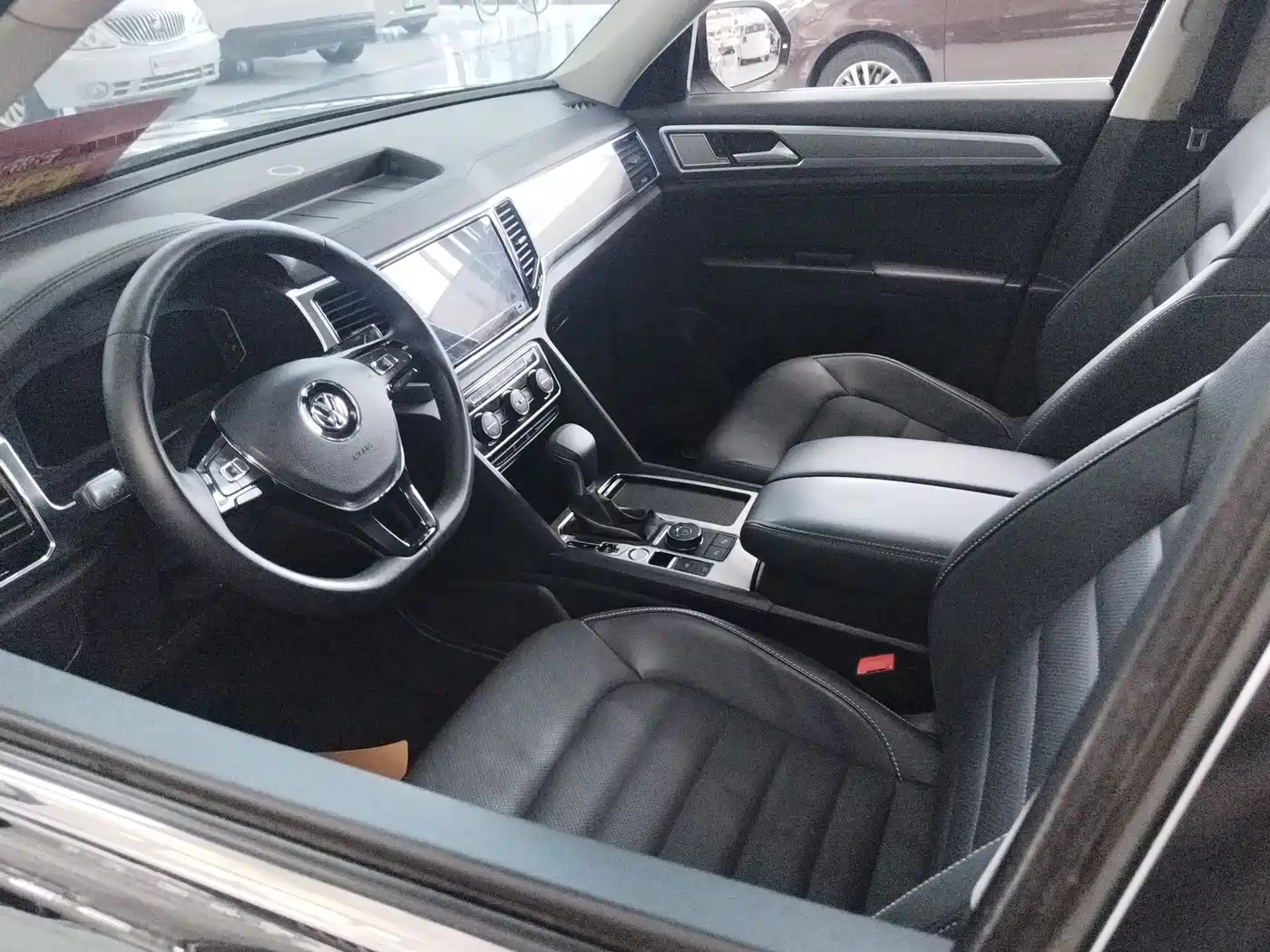 Volkswagen Teramont 2020 380TSI 4WD Luxury China V фото 18