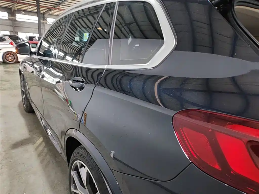 BMW X5 (IMPORTED)