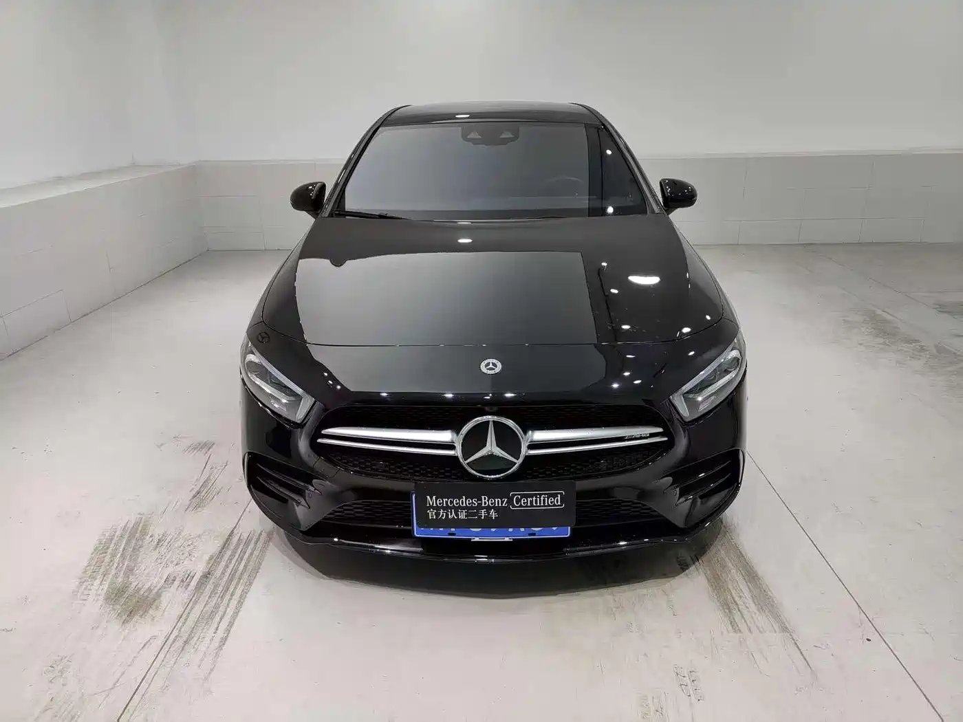 Mercedes-Benz A-Class AMG (Import) 2020 AMG A 35 4MATIC фото 2