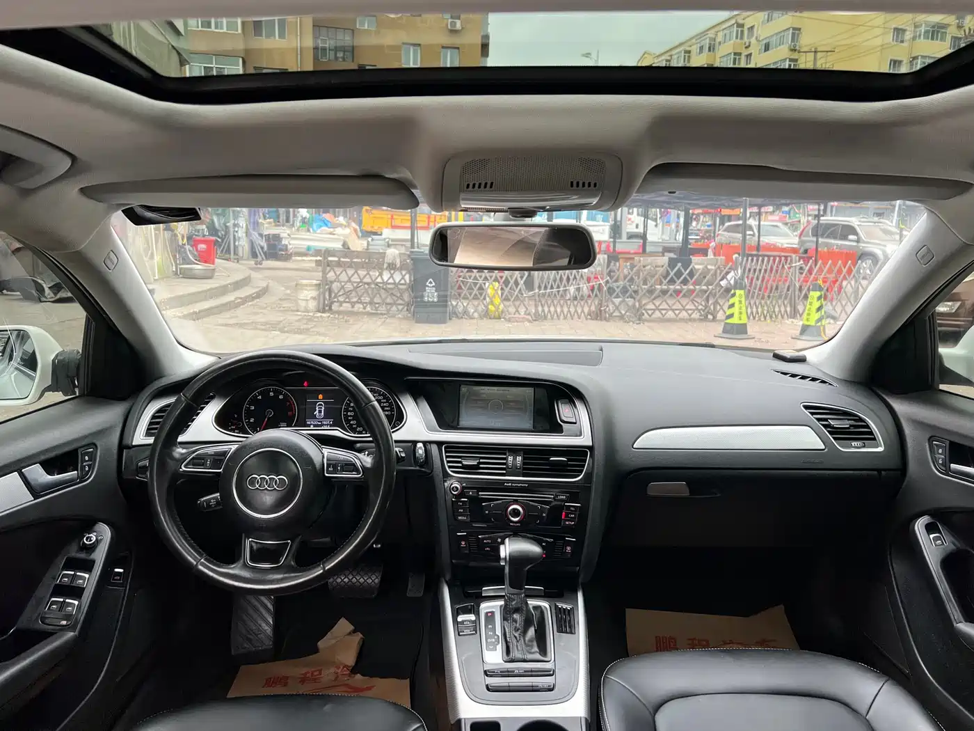 Audi A4L 2013 35 TFSI Automatic Comfort фото 7