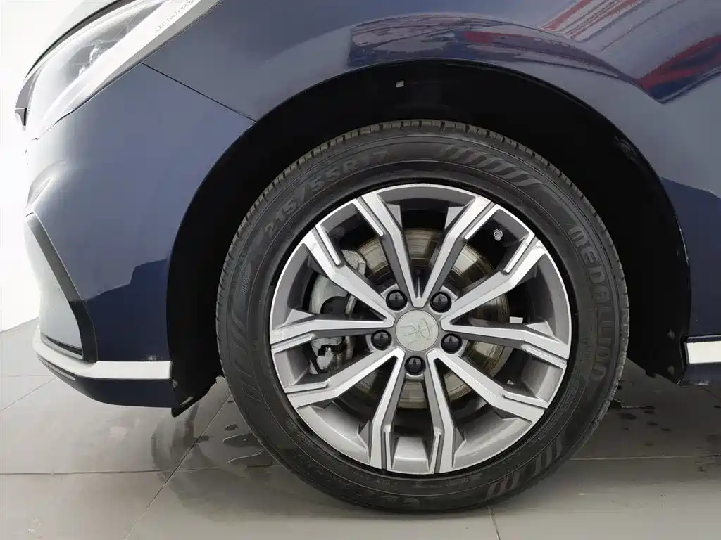 BYD Song MAX 2021 Upgrade 1.5T Automatic Flagship Edition 6-Seater фото 17