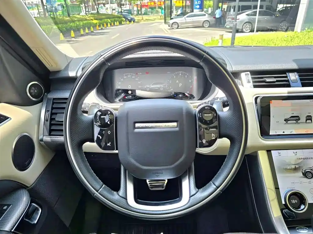 Land Rover Range Rover Sport 2022 3.0 L6 Indigo Flowing Light Edition фото 8
