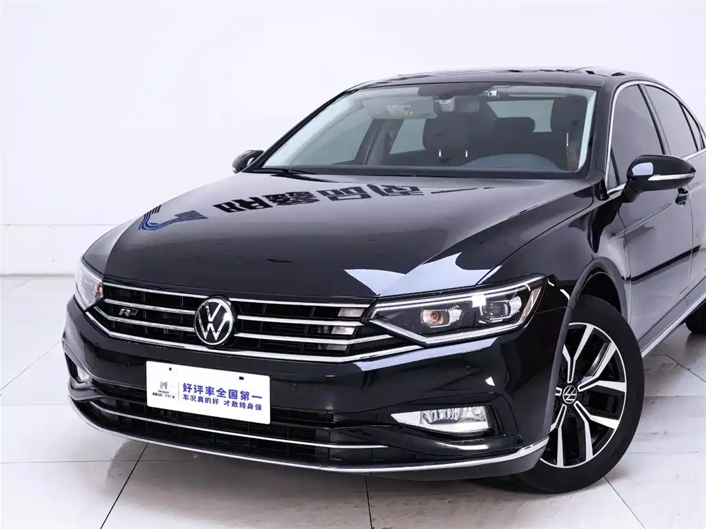 Volkswagen Magotan 2020 330TSI DSG Leading фото 3