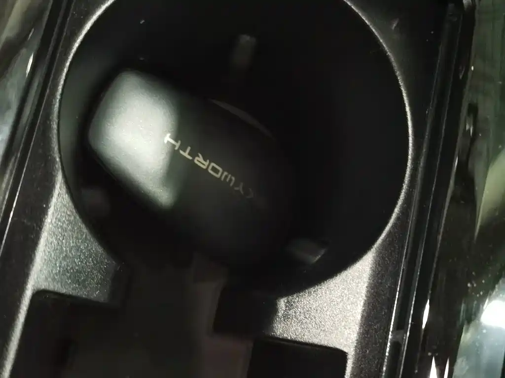 Фото 9 - Skyworth Auto Skyworth HT-i