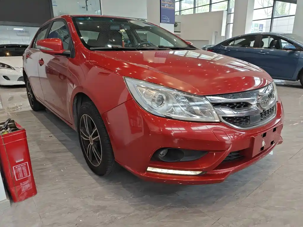 BYD Surui 2015 2015 1.5L Manual Comfort Model