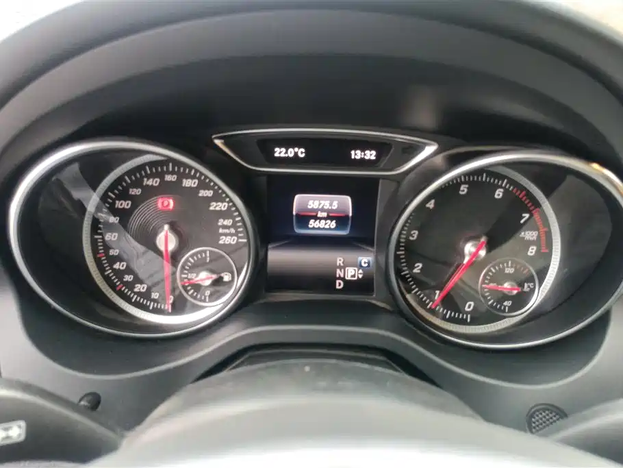 Mercedes-Benz GLA 2019 GLA 200 Dynamic фото 14