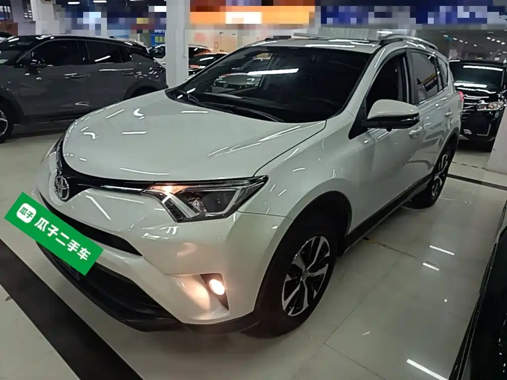 Photo 1 - Toyota RAV4 Rongfang