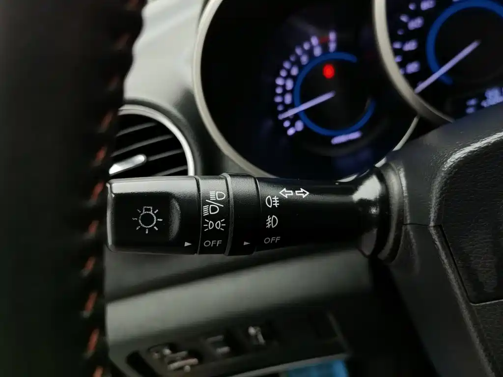 Фото 21 - Changan Eado