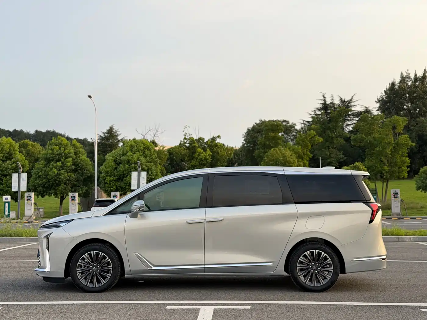 Buick GL8 2025 2025 Land Honor Premium Edition