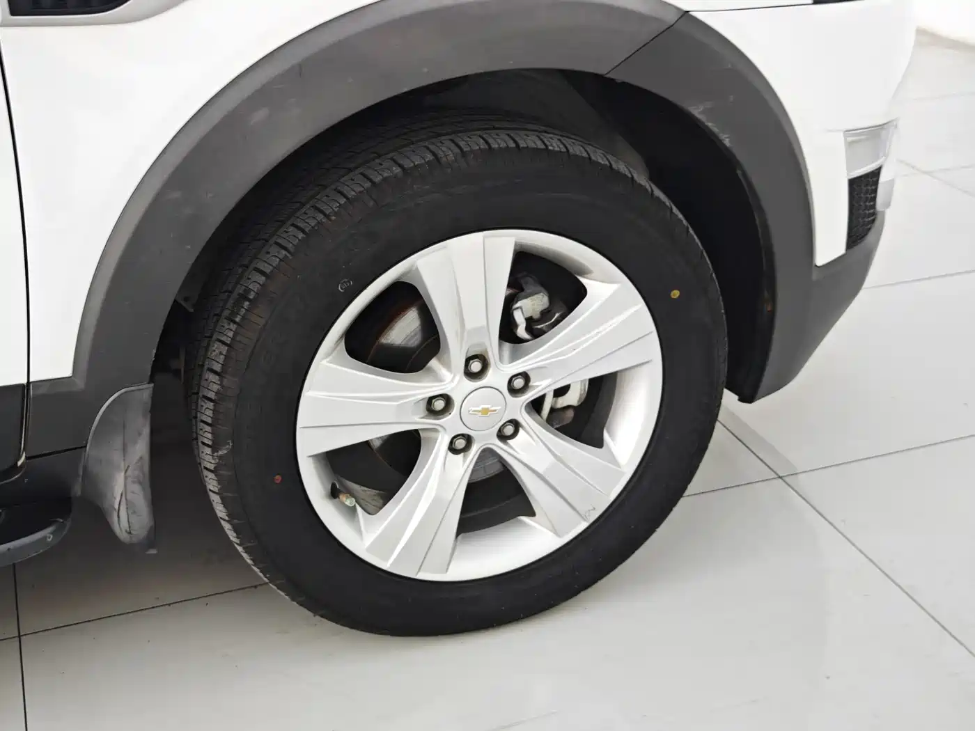 Chevrolet Captiva 2012 2.4L 4WD Flagship Edition 7-Seater фото 18
