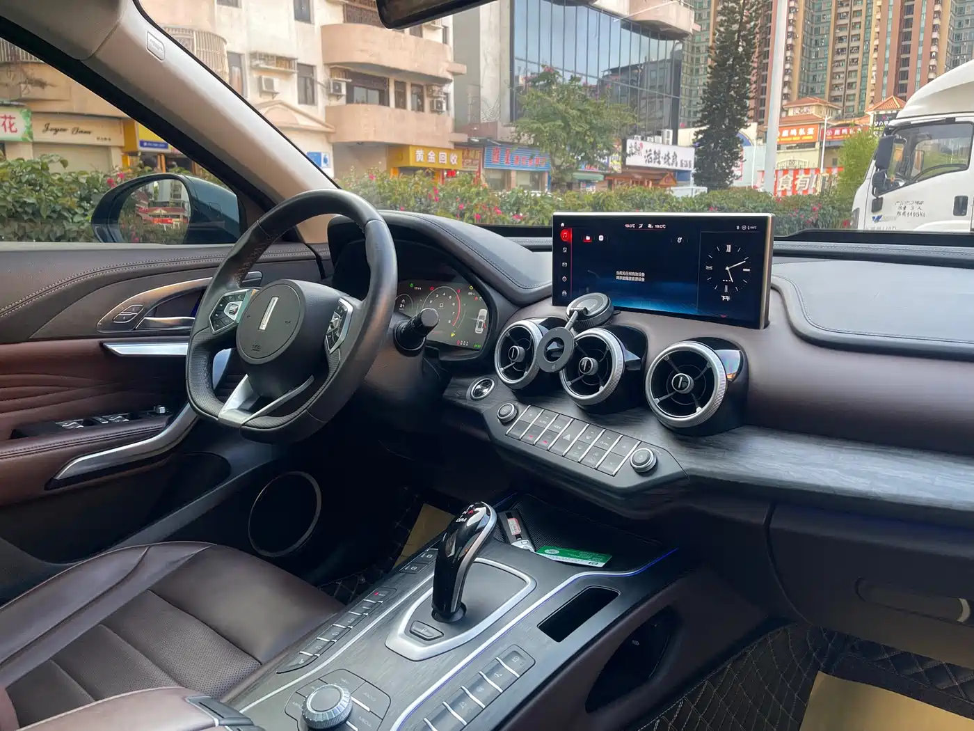 WEI PAI WEI BRAND VV7