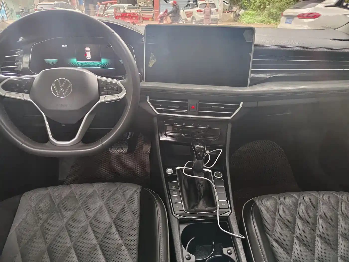 Volkswagen Sagitar 2023 Model Year 200TSI DSG Surpass Edition фото 9