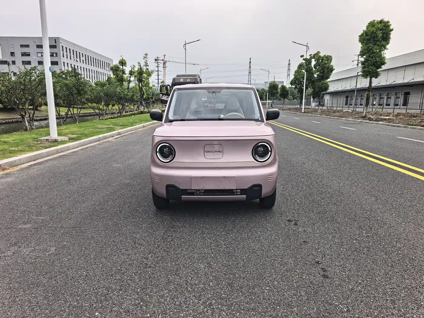 Geely Galaxy Panda 2023 Panda Mini 200km Endurance Bear фото 2