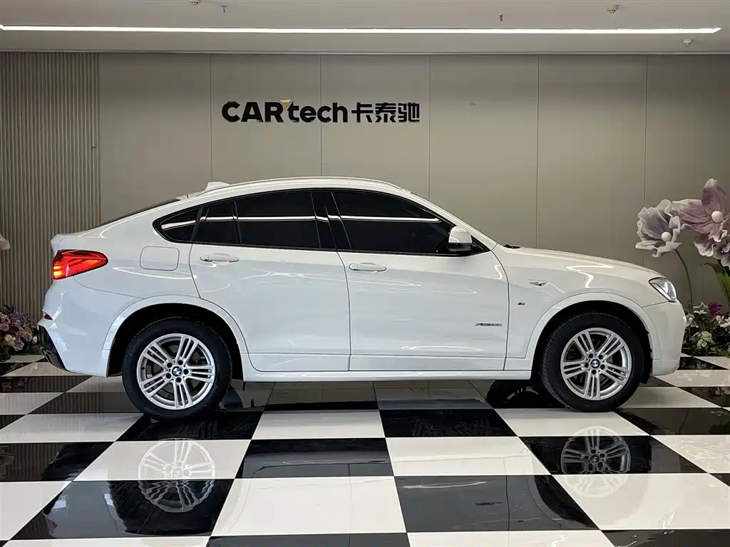 BMW X4 2014 xDrive28i Leading Edition фото 4