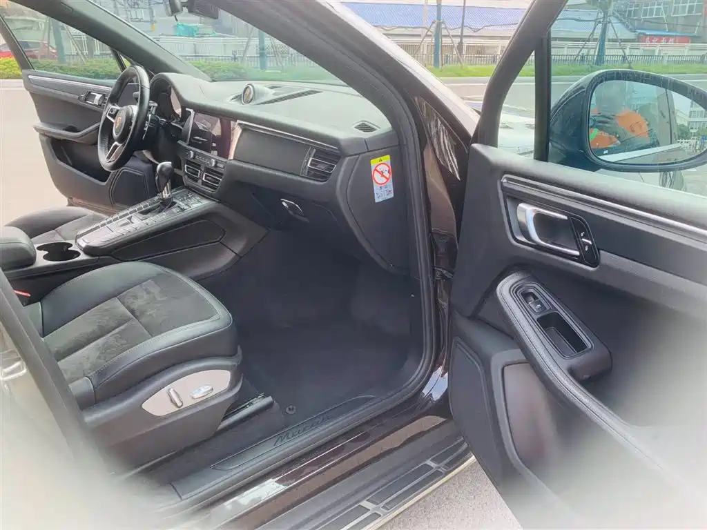 Porsche Macan 2018 Macan 2.0T фото 16