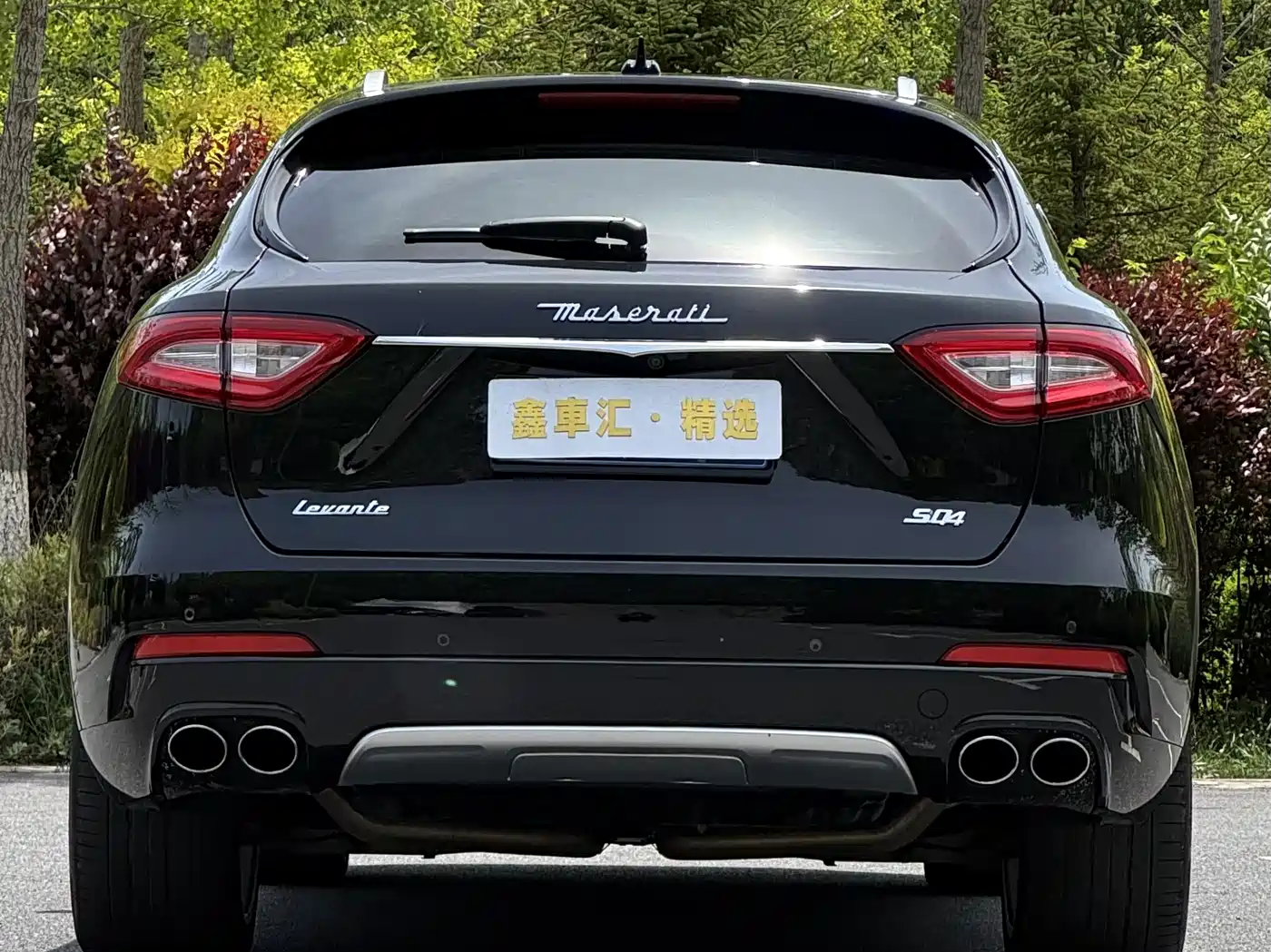 Maserati Levante 2018 3.0T Luxury Zegna Edition фото 9