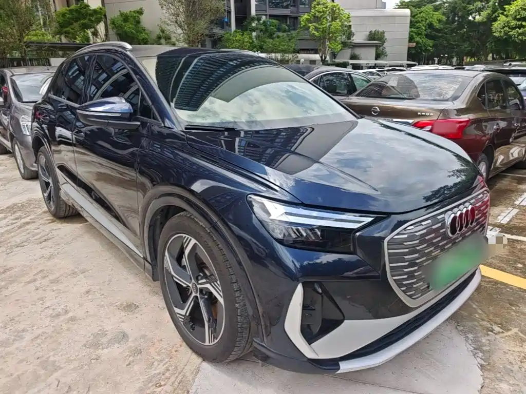 Audi Q4 e-tron 2023 2023 50 e-tron quattro Creation Edition