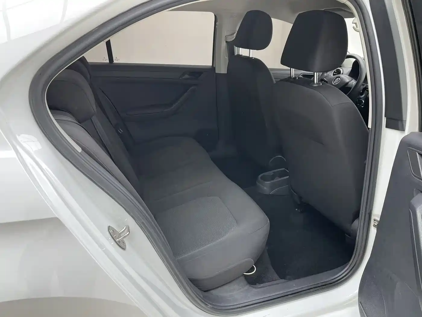Volkswagen Jetta 2017 1.5L Manual Fashion фото 14