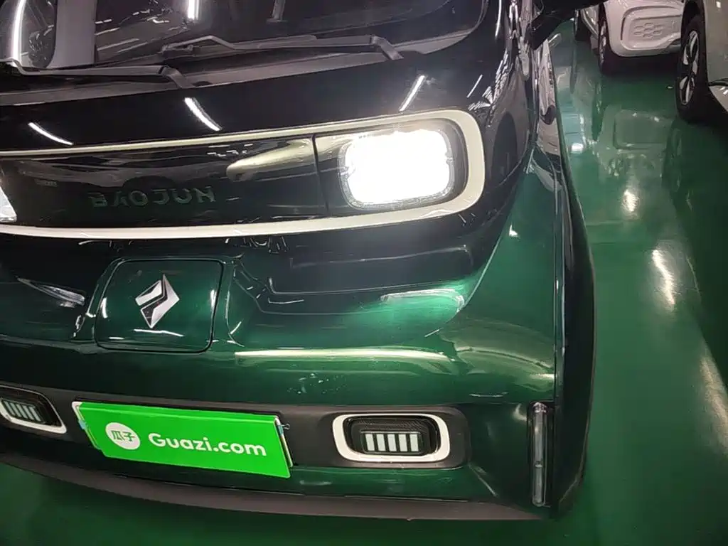 Фото 24 - Baojun KiWi EV