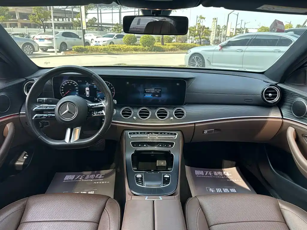 Mercedes-Benz E-Class 2023 E 300 L Sport Fashion фото 10