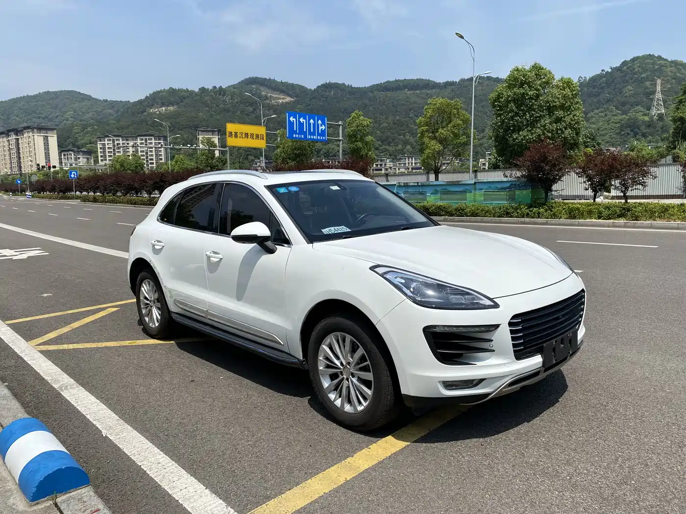 Zotye SR9 2017 2017 2.0T Manual Ultimate Light Edition