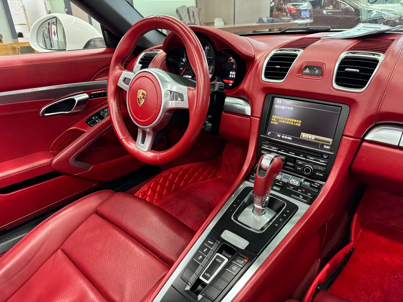 Porsche Boxster 2013 Boxster 2.7L фото 7