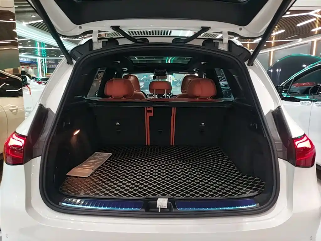 Mercedes-Benz GLC 2025 Model Year GLC 260 L 4MATIC Dynamic фото 19