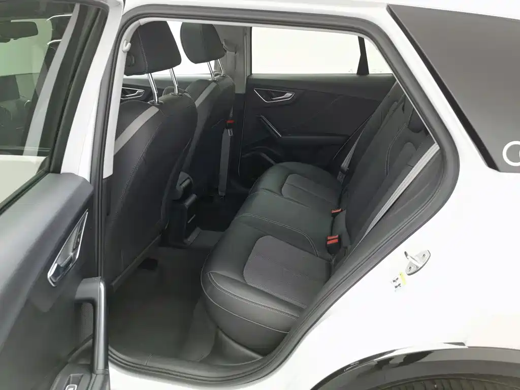 Audi Q2L, миниатюра 15