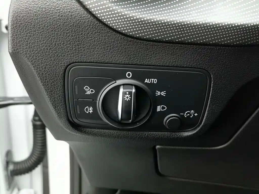 Audi Q2L, миниатюра 21