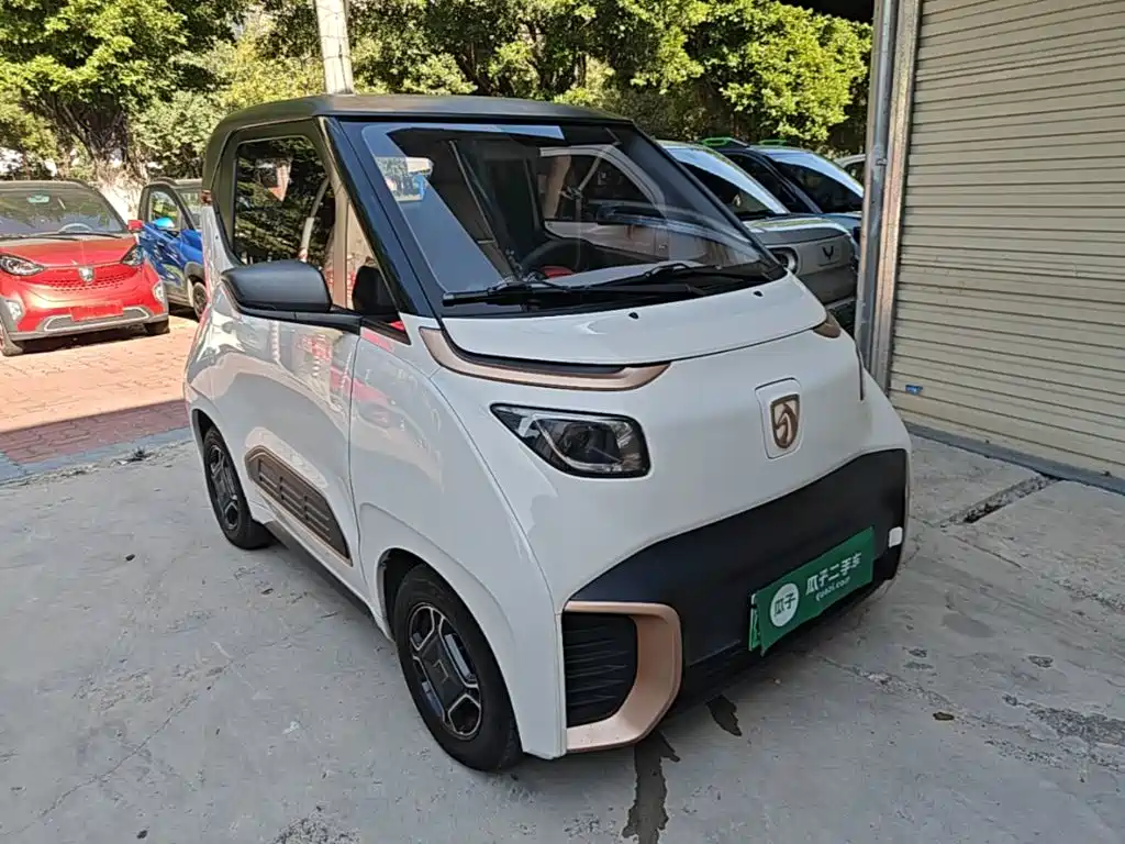 2021 Baojun E200