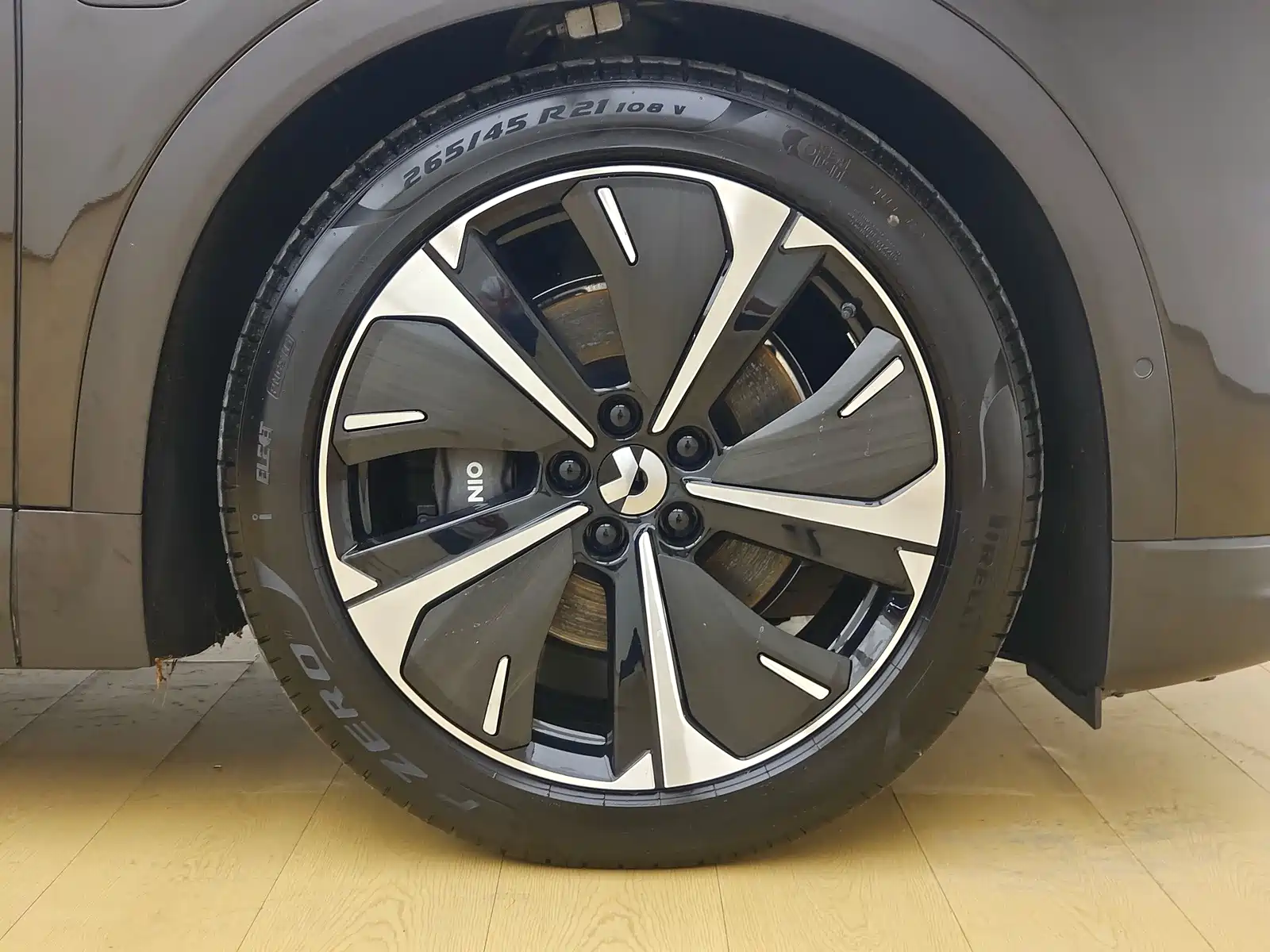 Фото 15 - NIO EC7