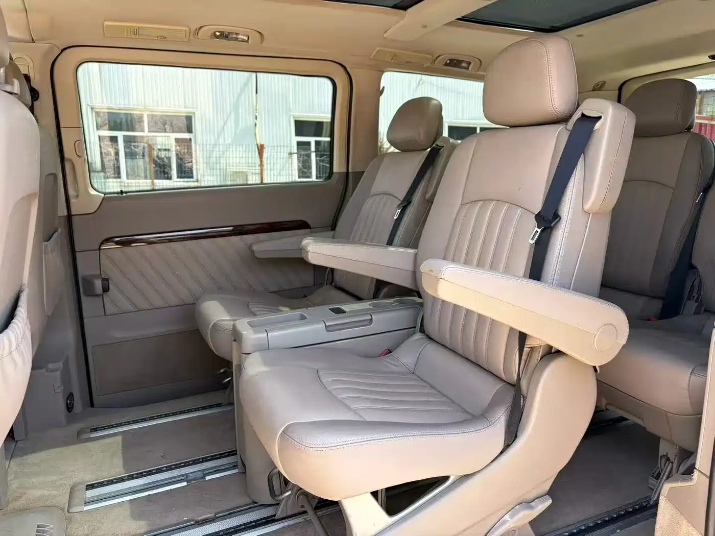 Mercedes-Benz Viano 2011 2.5L Prestige Edition фото 6