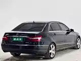 صورة 4 - Mercedes-Benz E-Class
