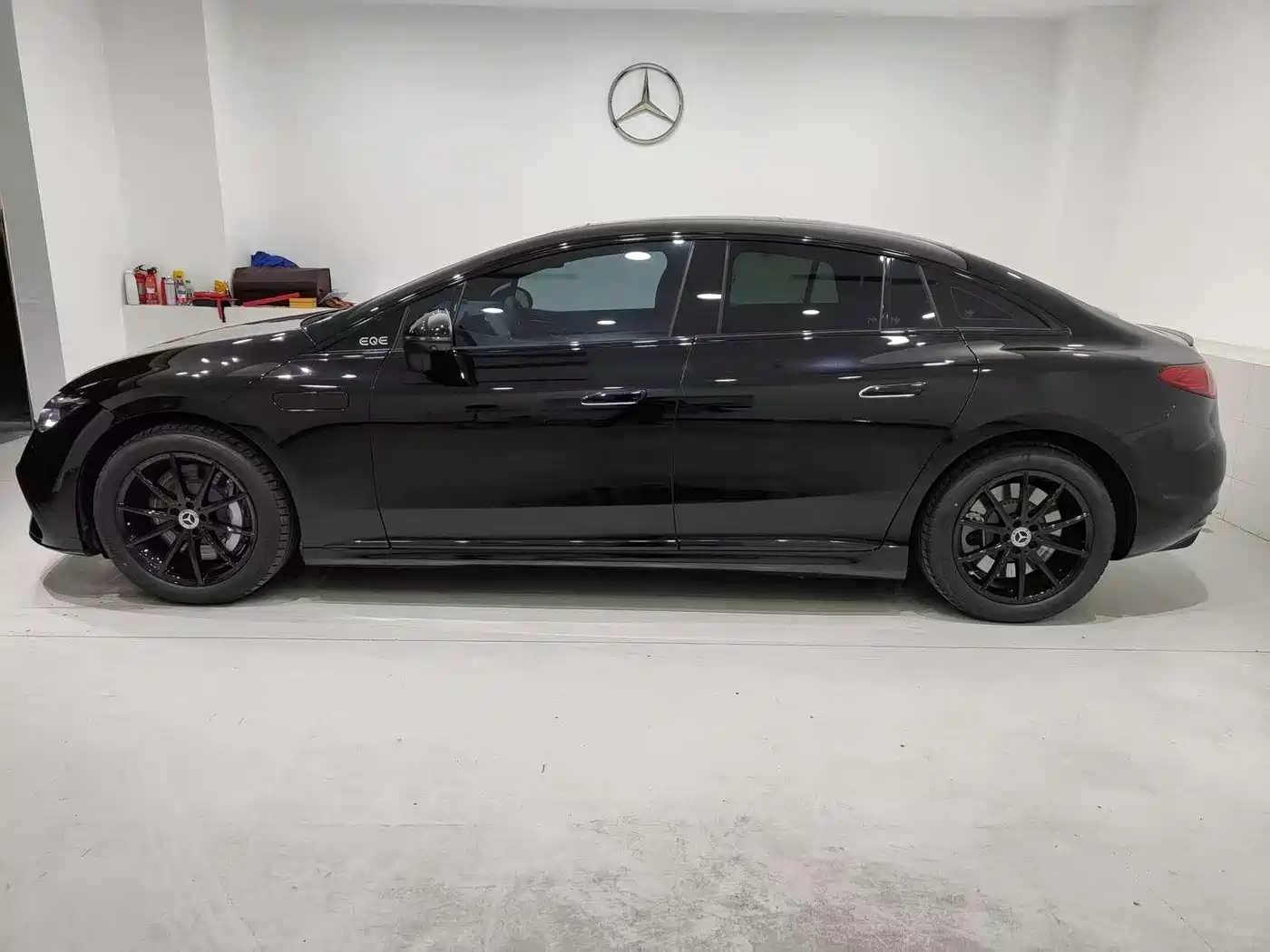 Mercedes-Benz EQE 2022 350 Pioneer Edition фото 3