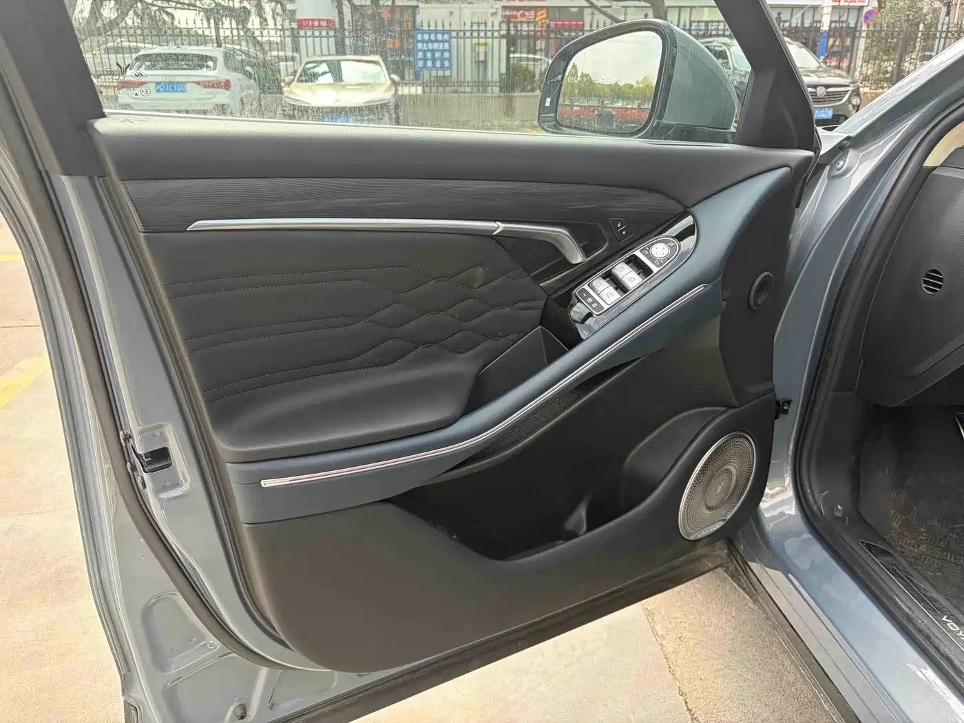 Voyah Auto VOYAH FREE 2021 AWD Standard Pure Electric Exclusive Luxury Package фото 8