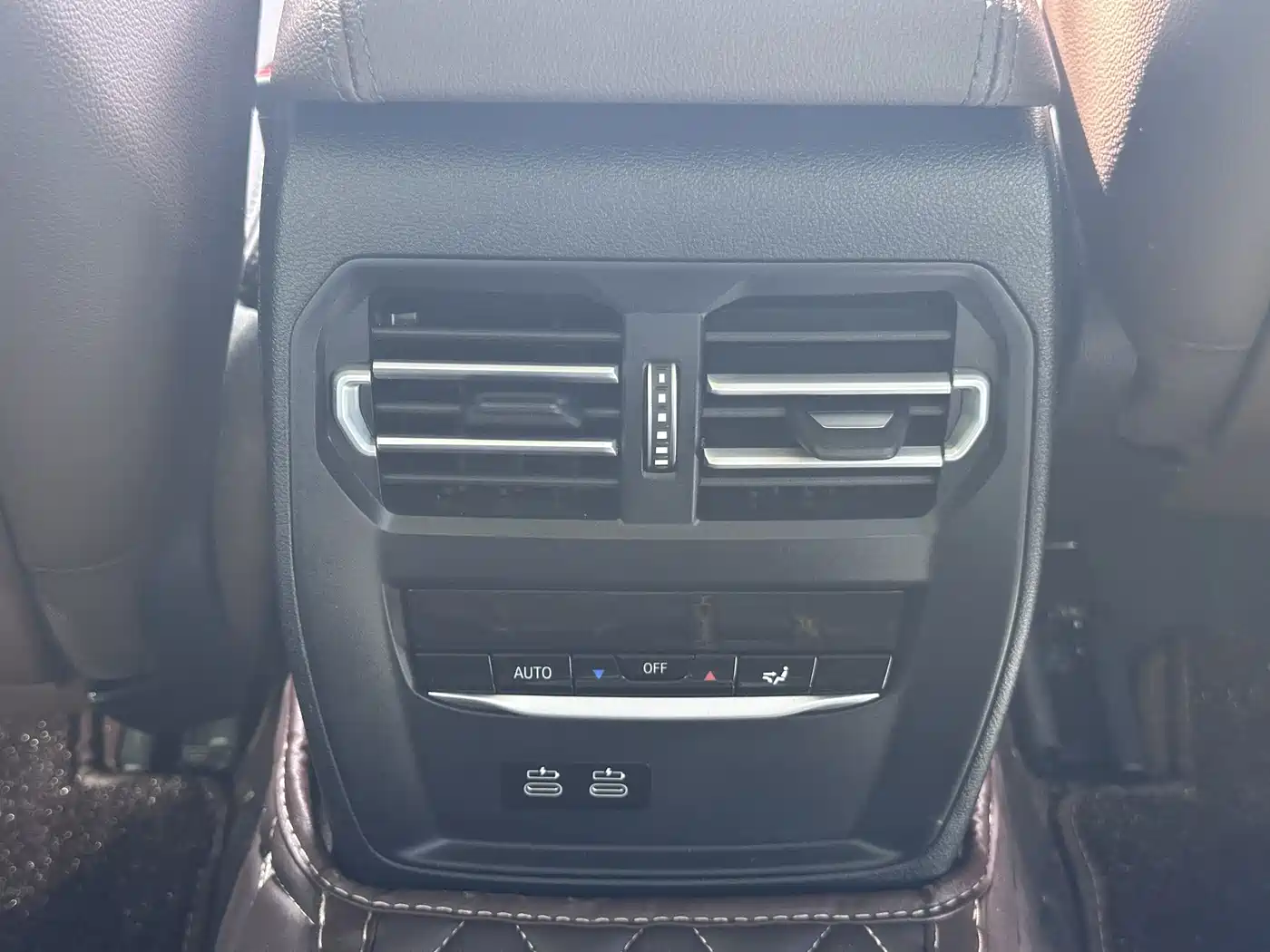 BMW 3 Series 2023 320Li M Sport Package фото 3