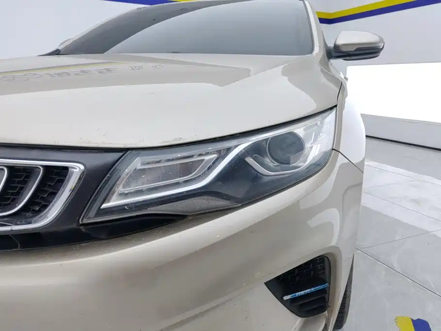 Photo 5 - Geely Emgrand GL