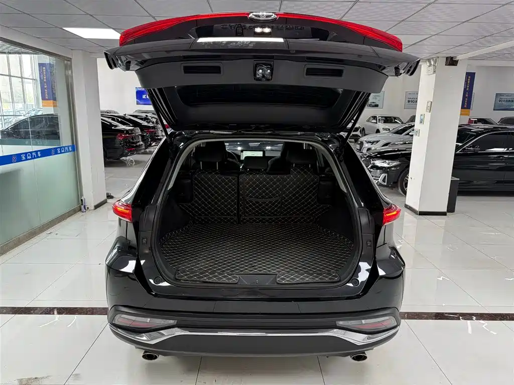 Toyota Lingfang HARRIER 2023 2.0L CVT 2WD Progressive Edition фото 7