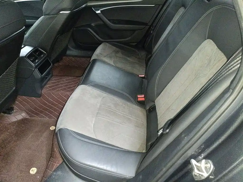Audi A6L 2020 45 TFSI Premium Dynamic фото 17