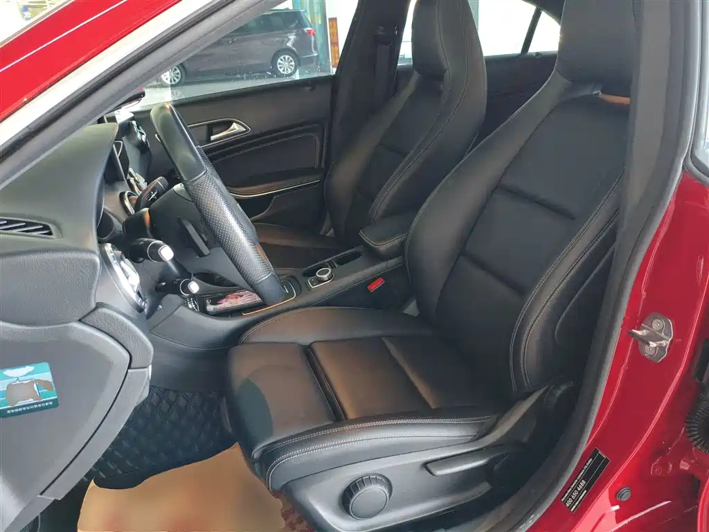 Mercedes-Benz CLA (Import) 2019 CLA 200 Sport фото 11