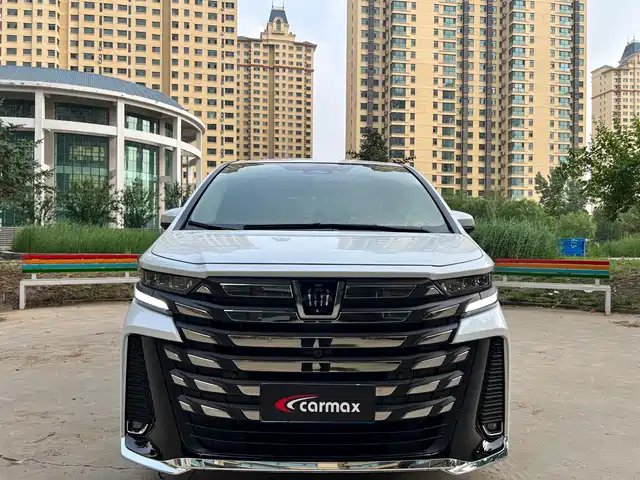 Toyota Vellfire 2025 Crown Hybrid 2.5L Ink Gold Executive Edition