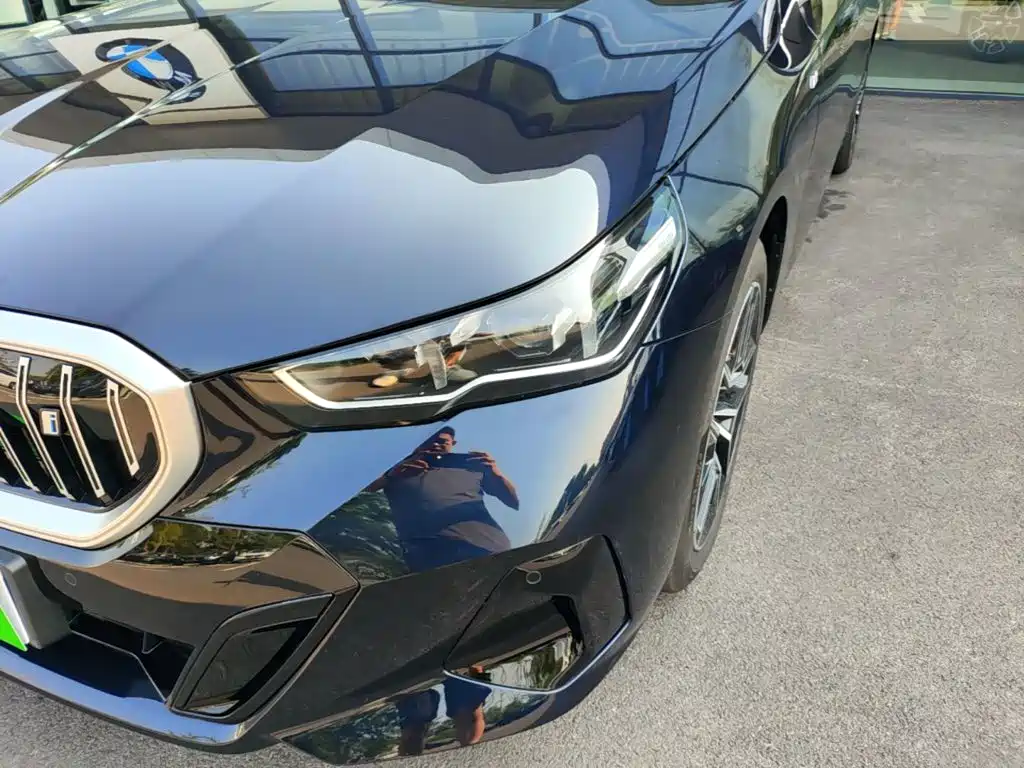 BMW i5 2025 2025 eDrive 40L M Sport Package