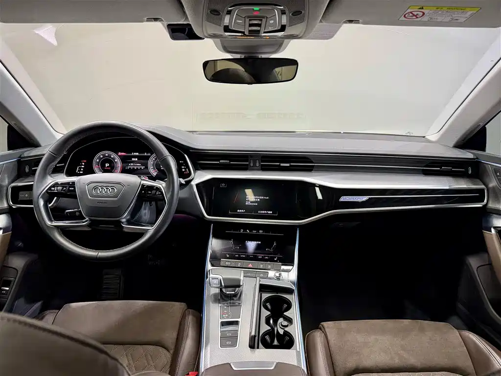AUDI A7L