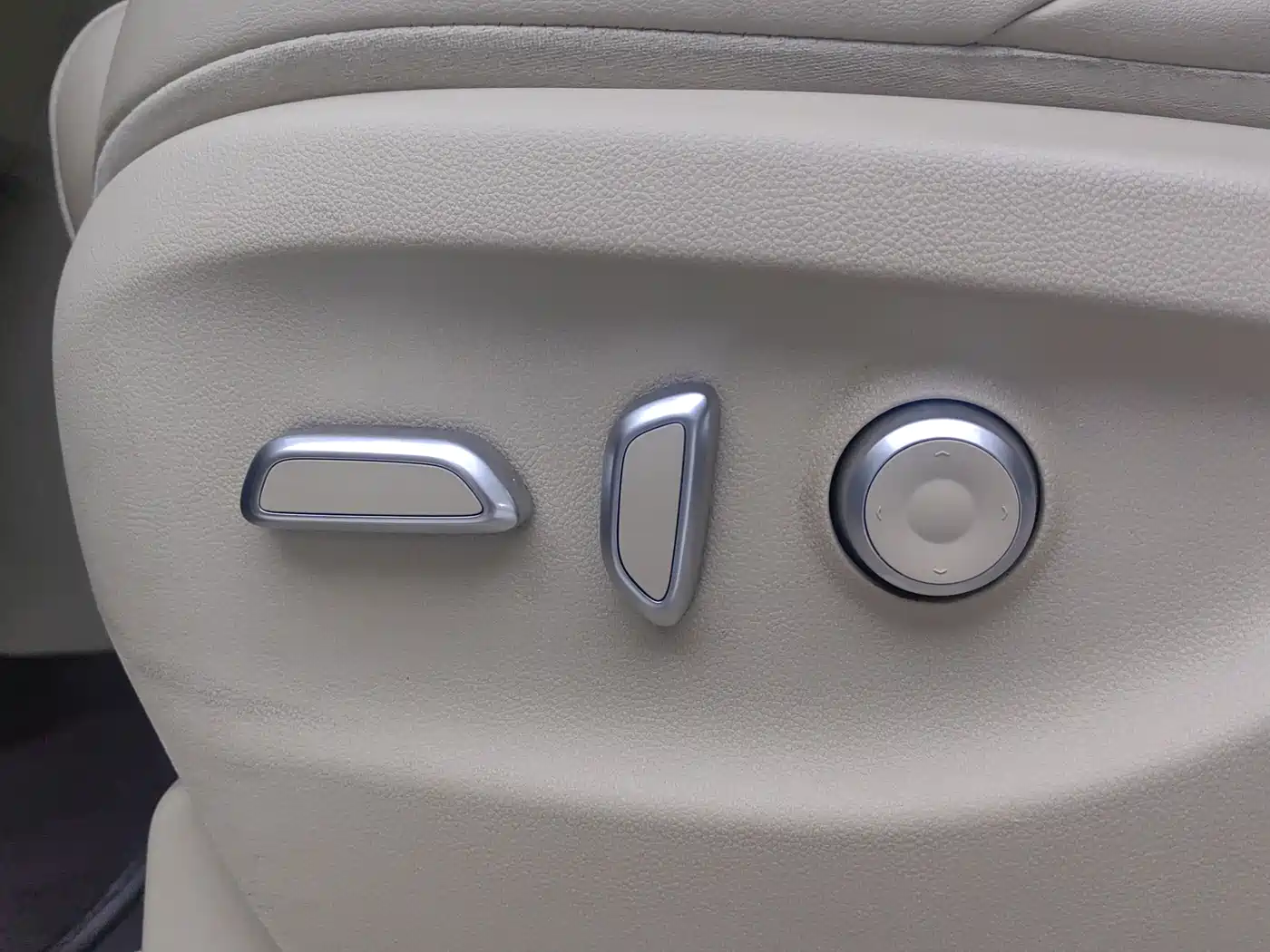 Buick GL8 2023 ES Landmaster Exclusive фото 21