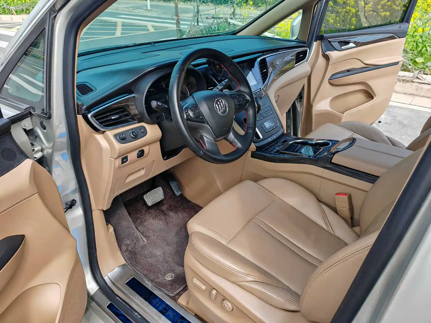 Buick GL8 2018 ES 28T Premium Type China VI фото 6