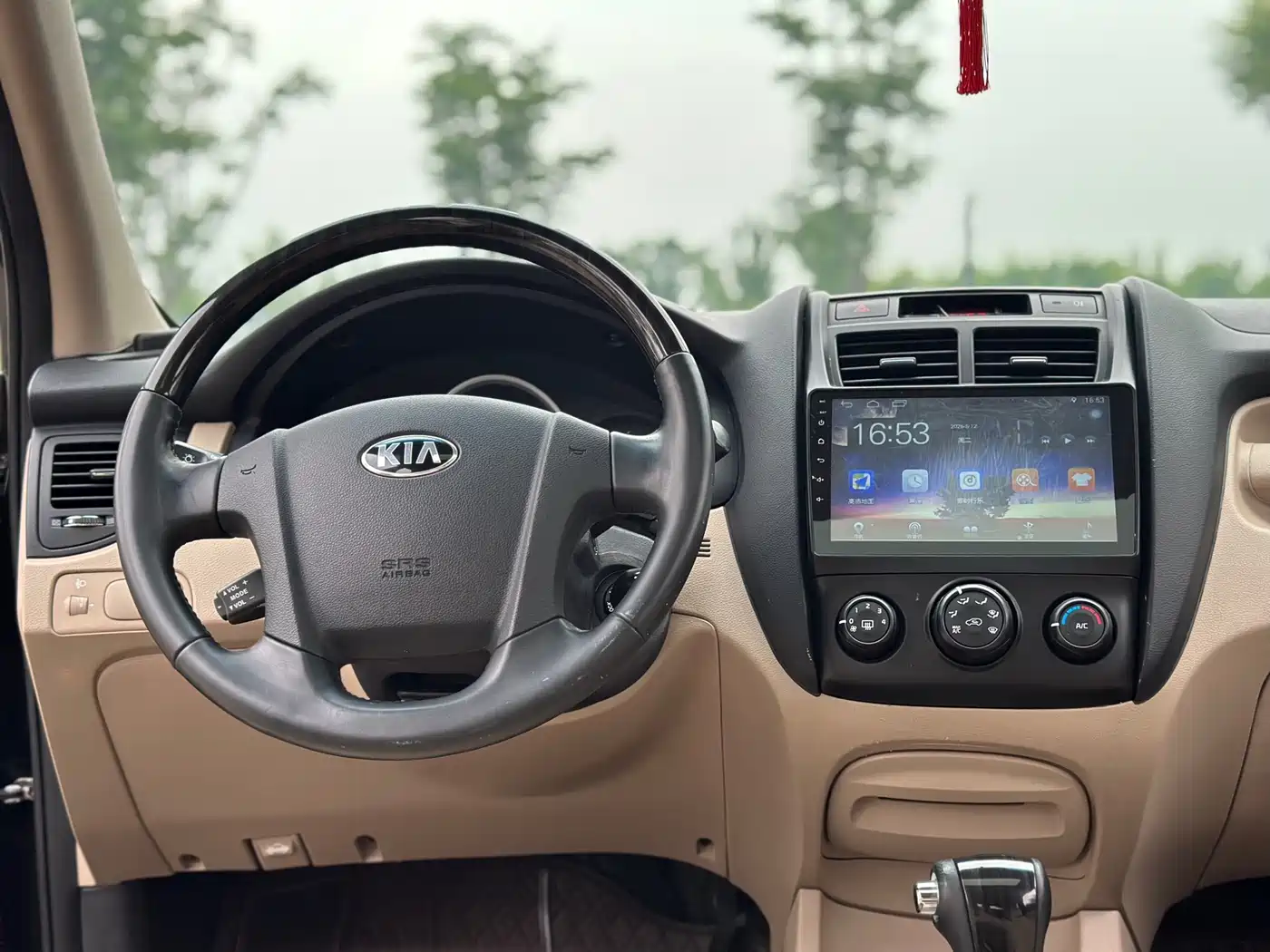 Kia Sportage 2013 2.0L Automatic 2WD GL фото 16