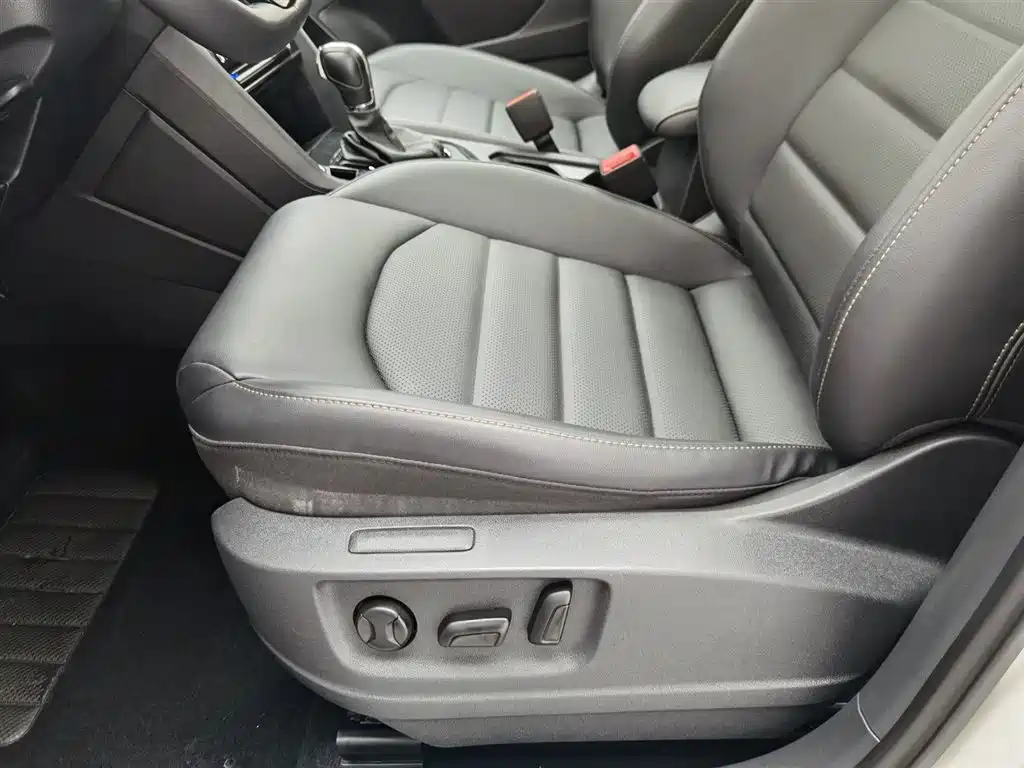 Volkswagen Tharu 2022 280TSI FWD Luxury Edition фото 20