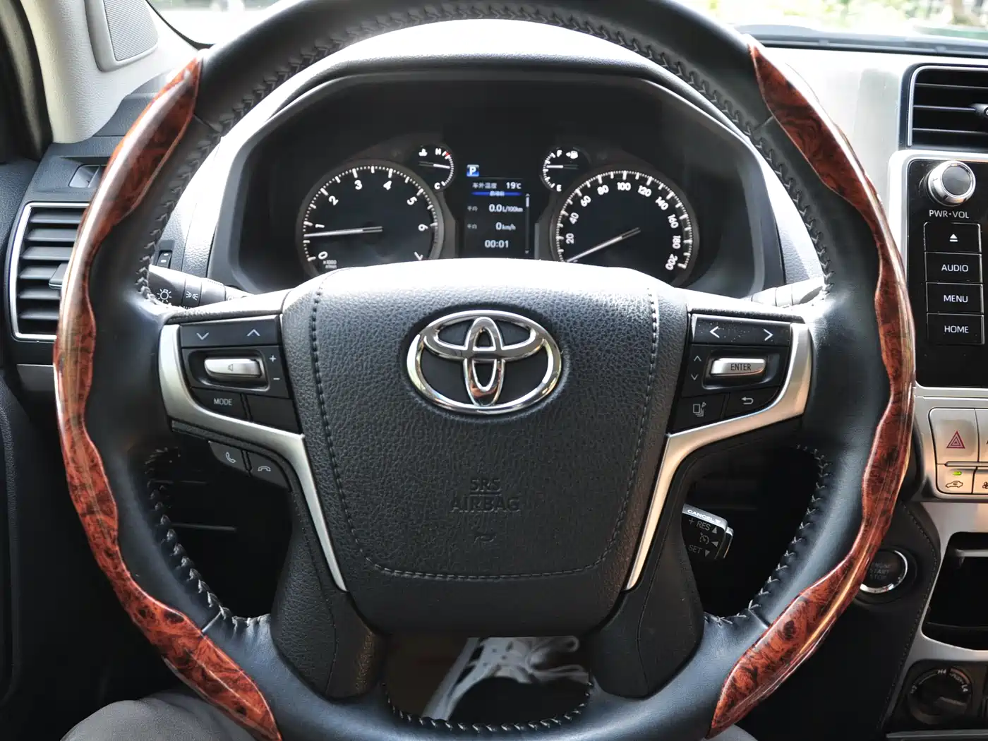 Toyota Prado 2019 3.5L Automatic TX-L Zunxiang Edition with Rear-mounted Spare Tire фото 18