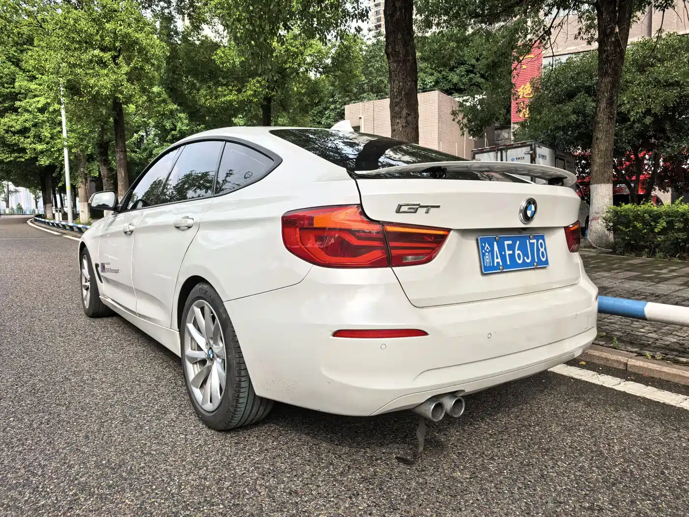 BMW 3 Series GT 2018 320i Fashion фото 7